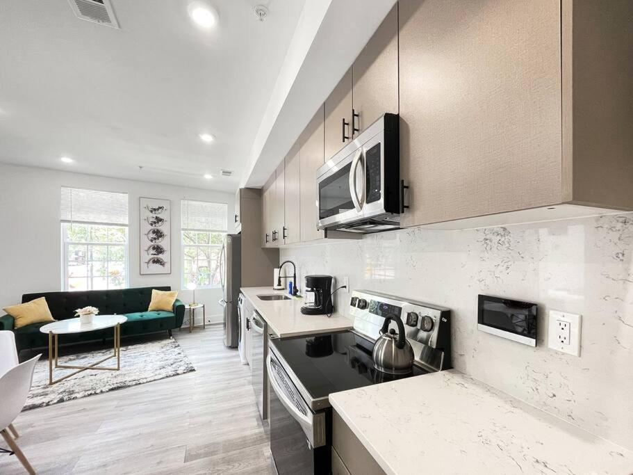Classy Capitol Hill Apt, Steps From Dc Attraction Washington Exterior photo