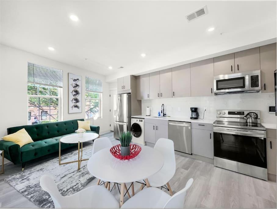 Classy Capitol Hill Apt, Steps From Dc Attraction Washington Exterior photo